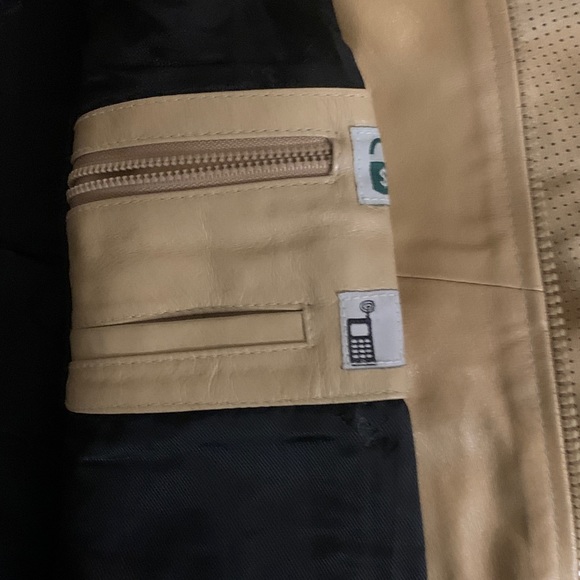 Marc Ecko Leather perforated bomber - Picture 4 of 12